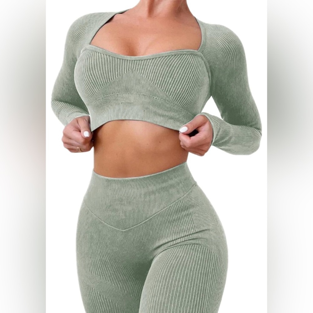 NWOT ABOCIW Workout Set Long Sleeve and Pants 2 Pc. Yoga Outfit Seamless Ribbed